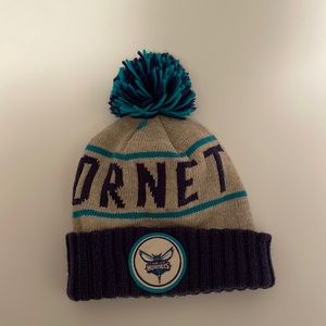 Mitchell & Ness Charlotte Hornets toboggan